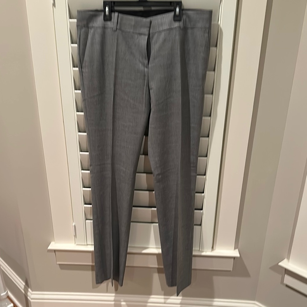 Ann Taylor Women’s Gray Dress Pants, Sz 10. Like New Condition!
